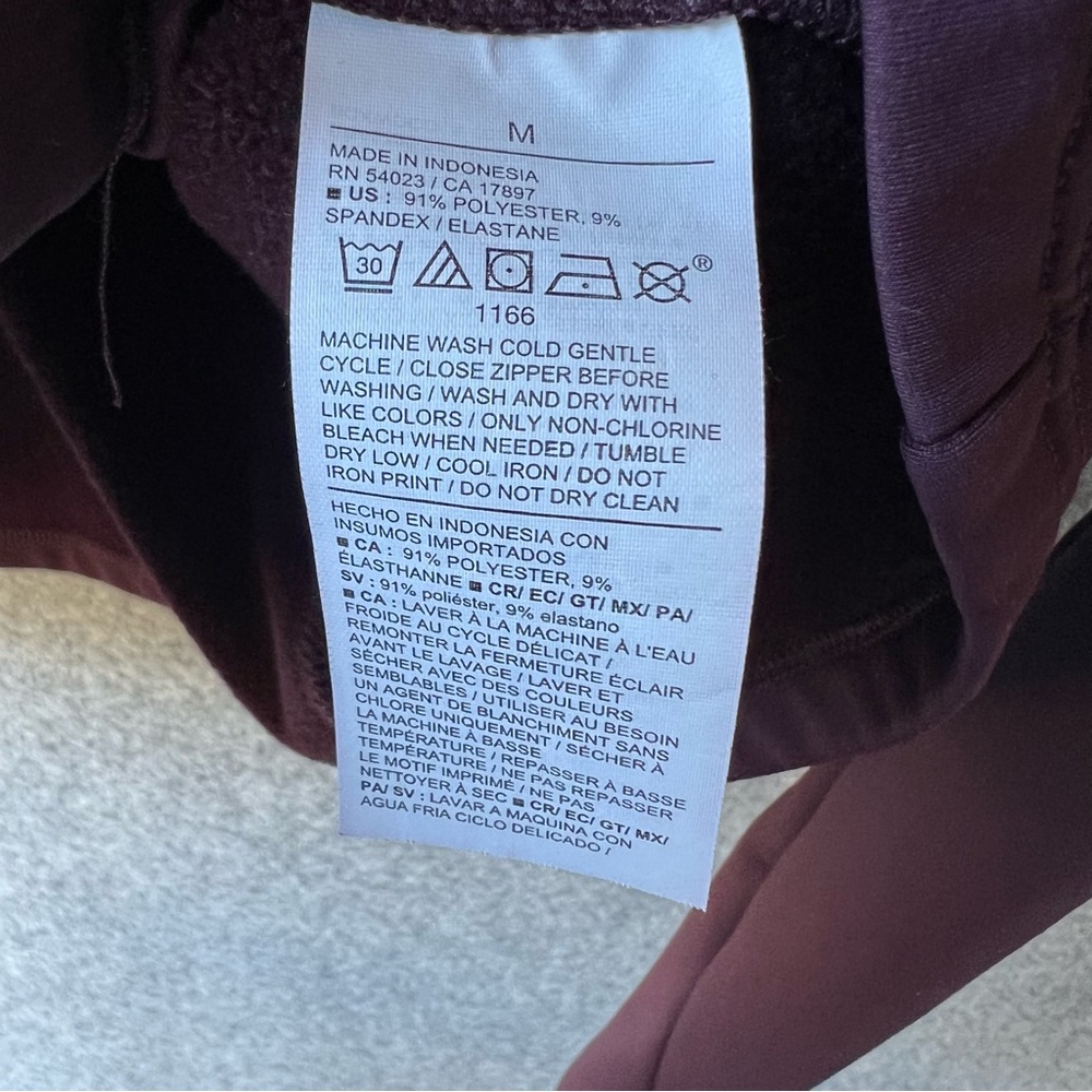Old Navy Active Plum Jacket - Picture 5 of 5